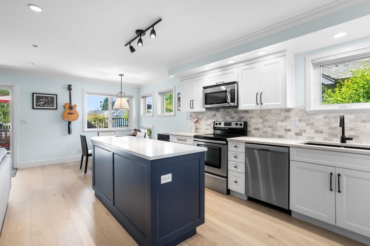 Photo 15 at 1121 St. Andrews Avenue, Central Lonsdale, North Vancouver