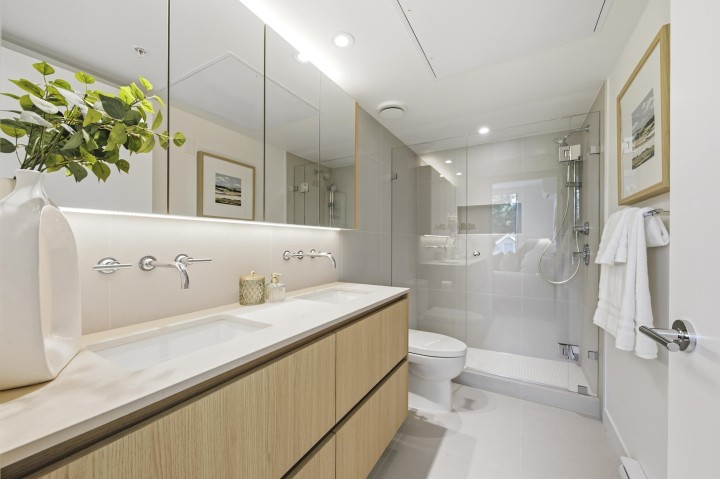 Photo 20 at 2408 E 12th Avenue, Grandview Woodland, Vancouver East