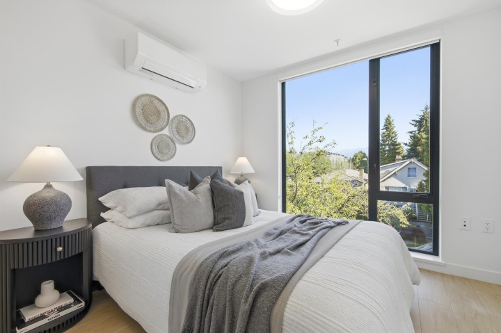 Photo 18 at 2408 E 12th Avenue, Grandview Woodland, Vancouver East