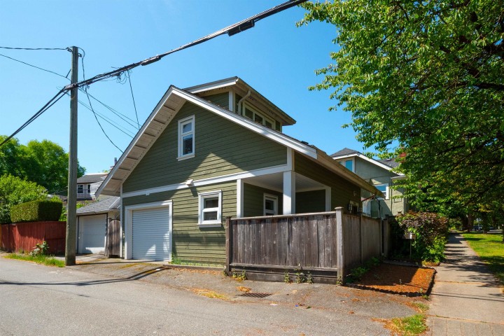 Photo 40 at 3908 Blenheim Street, Dunbar, Vancouver West