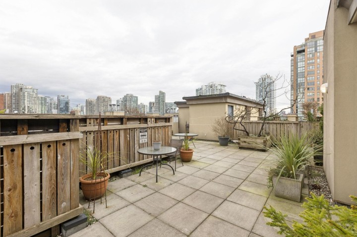 Photo 15 at 503 - 1216 Homer Street, Yaletown, Vancouver West