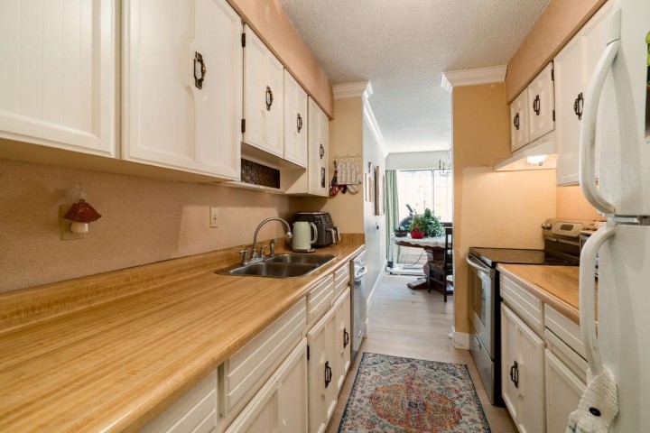 Photo 29 at 102 - 2190 W 8th Avenue, Kitsilano, Vancouver West