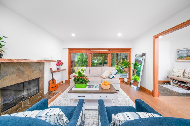 Photo 5 at 4096 Sunset Blvd Boulevard, Canyon Heights NV, North Vancouver