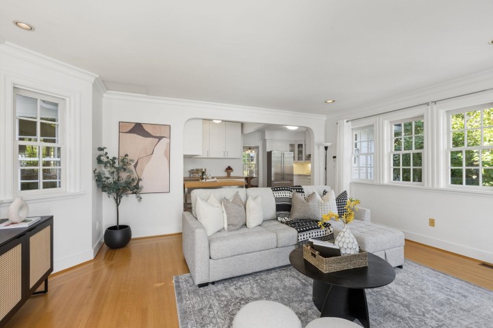 Photo 8 at 3933 W King Edward Avenue, Dunbar, Vancouver West