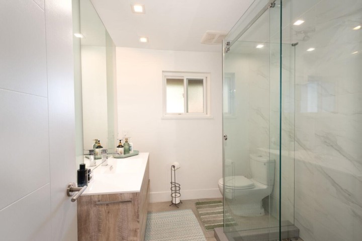 Photo 12 at 2420 Edgemont Boulevard, Mosquito Creek, North Vancouver