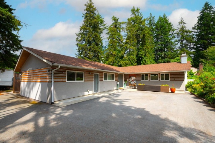 Photo 1 at 2420 Edgemont Boulevard, Mosquito Creek, North Vancouver