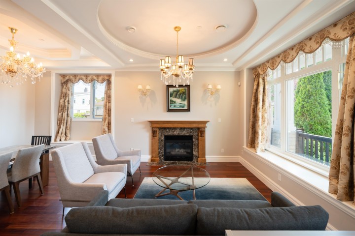 Photo 3 at 2715 W 20th Avenue, Arbutus, Vancouver West