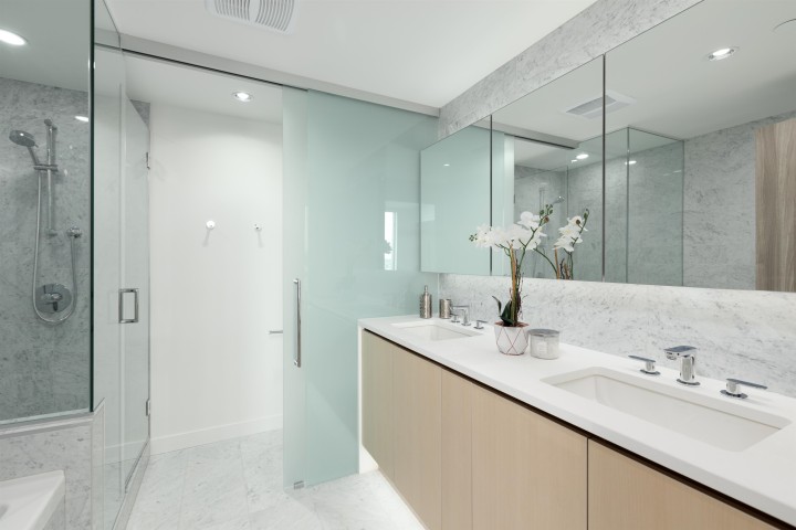 Photo 10 at 2817 - 89 Nelson Street, Yaletown, Vancouver West