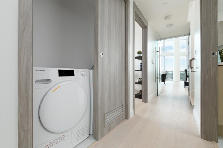 Photo 19 at 2817 - 89 Nelson Street, Yaletown, Vancouver West