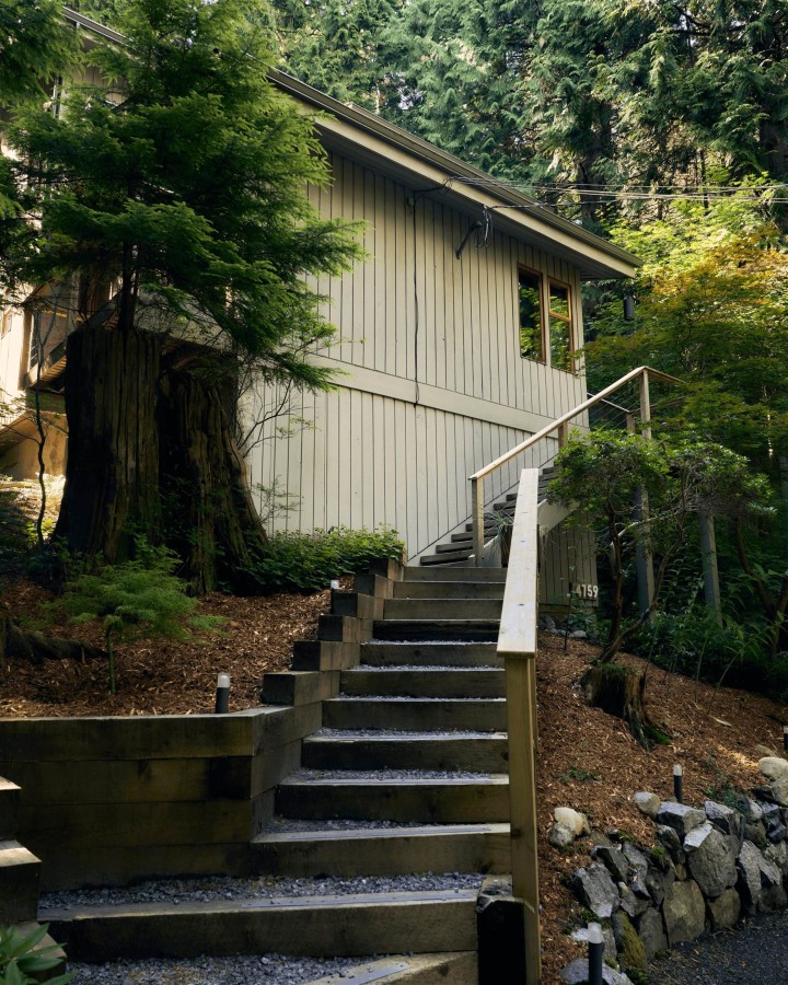 Photo 2 at 4759 Mountain Highway, Lynn Valley, North Vancouver