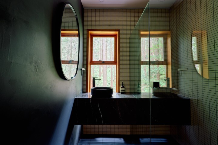 Photo 28 at 4759 Mountain Highway, Lynn Valley, North Vancouver