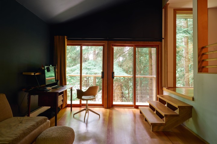Photo 9 at 4759 Mountain Highway, Lynn Valley, North Vancouver