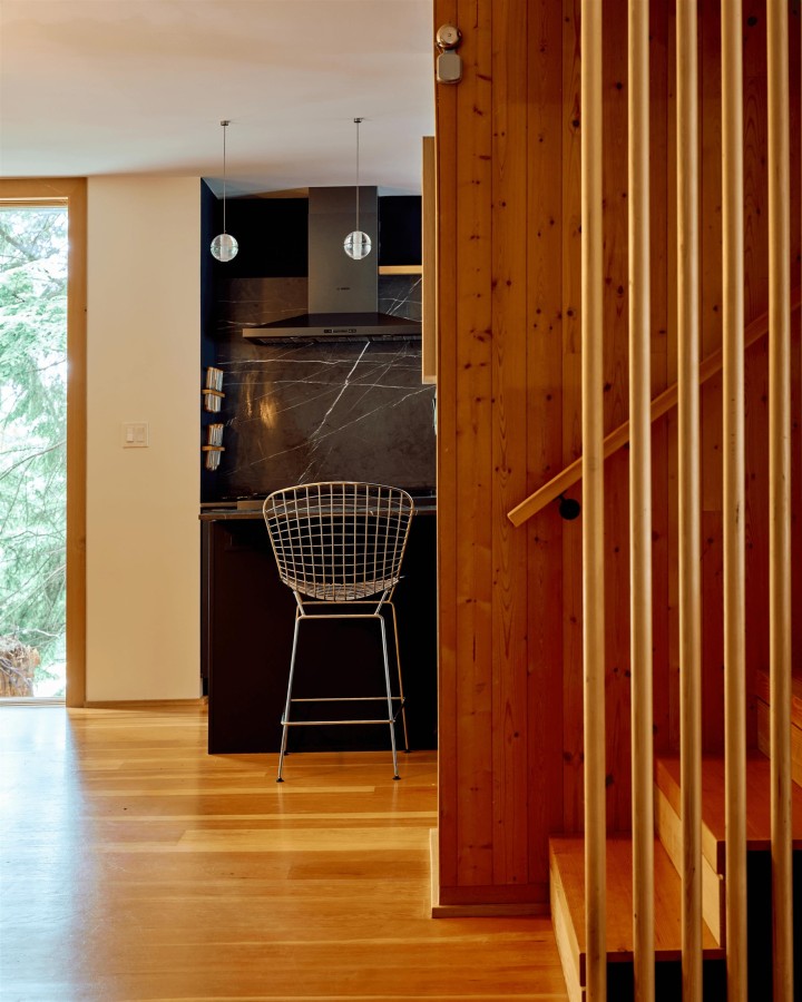 Photo 18 at 4759 Mountain Highway, Lynn Valley, North Vancouver