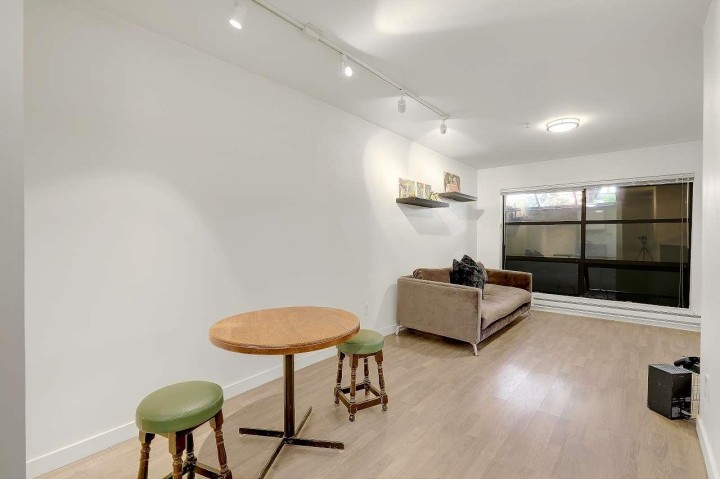 Photo 2 at 208 - 1106 Pacific Street, West End VW, Vancouver West