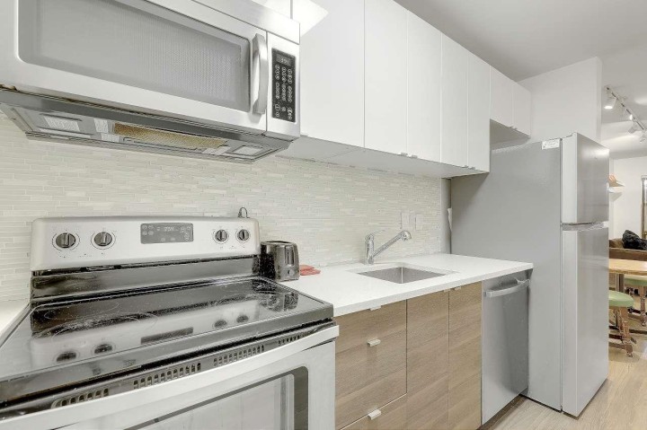 Photo 1 at 208 - 1106 Pacific Street, West End VW, Vancouver West