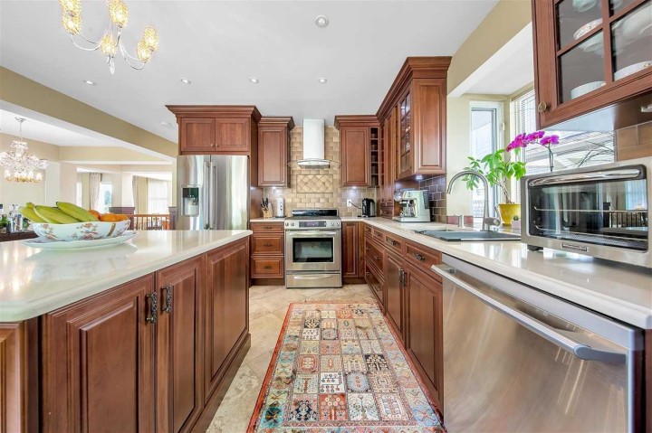 Photo 7 at 2273 Mathers Avenue, Dundarave, West Vancouver