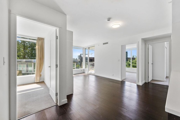 Photo 10 at 309 - 3355 Binning Road, University VW, Vancouver West