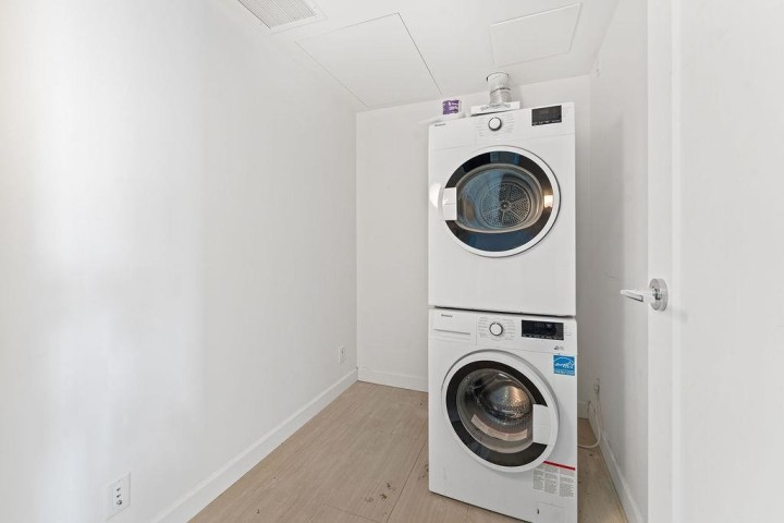Photo 33 at 309 - 3355 Binning Road, University VW, Vancouver West
