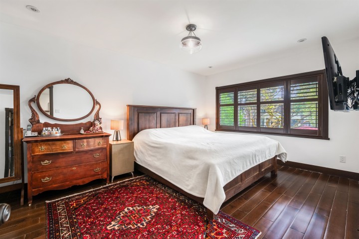Photo 12 at 727 W 66th Avenue, Marpole, Vancouver West