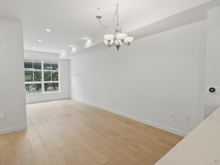Photo 1 at 7891 Oak Street, Marpole, Vancouver West