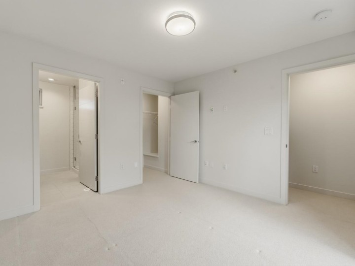 Photo 10 at 7891 Oak Street, Marpole, Vancouver West