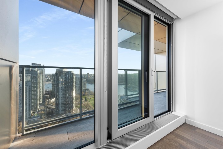 Photo 12 at 3209 - 1480 Howe Street, Yaletown, Vancouver West