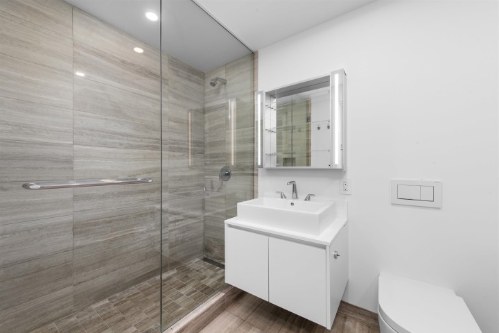 Photo 15 at 3209 - 1480 Howe Street, Yaletown, Vancouver West