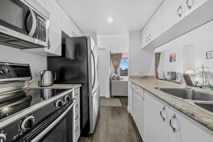 Photo 16 at 1908 - 1060 Alberni Street, West End VW, Vancouver West