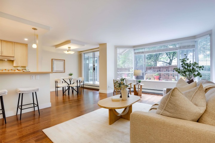 Photo 5 at 104 - 518 Moberly Road, False Creek, Vancouver West