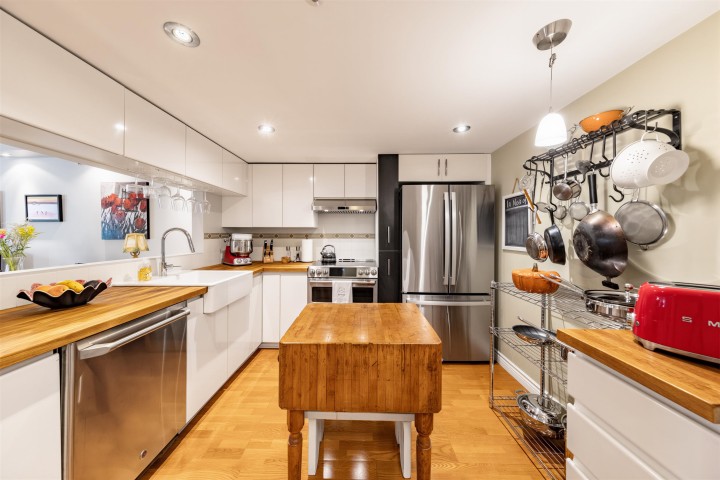 Photo 9 at W102 - 3189 Camosun Street, Point Grey, Vancouver West