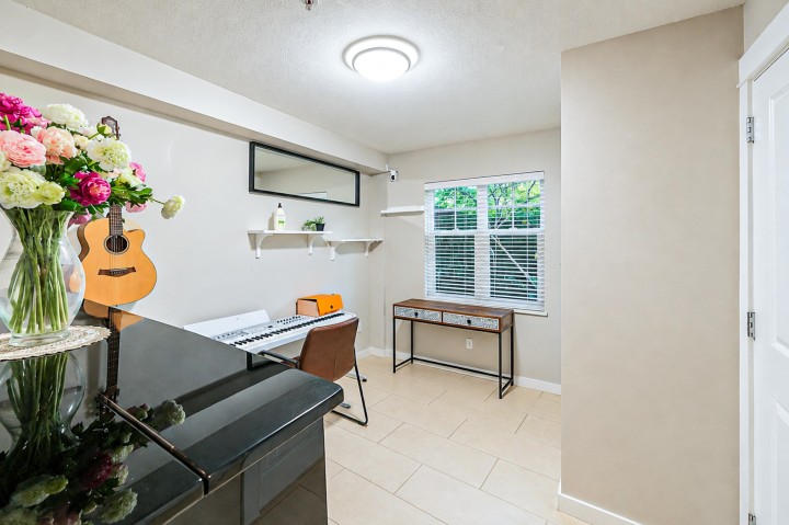 Photo 5 at 5603 Willow Street, Cambie, Vancouver West