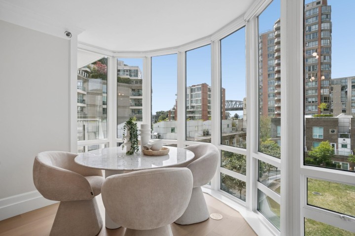 Photo 15 at 504 - 1501 Howe Street, Yaletown, Vancouver West