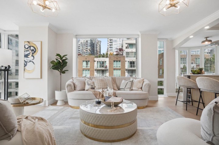 Photo 11 at 504 - 1501 Howe Street, Yaletown, Vancouver West