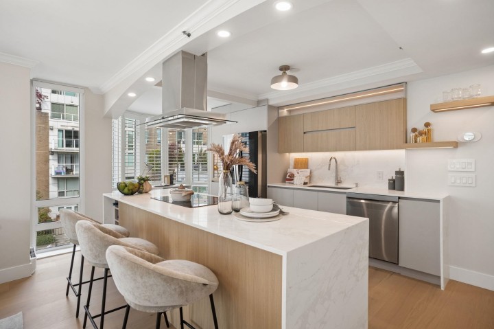 Photo 19 at 504 - 1501 Howe Street, Yaletown, Vancouver West