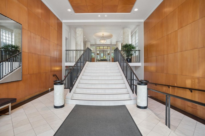 Photo 35 at 504 - 1501 Howe Street, Yaletown, Vancouver West