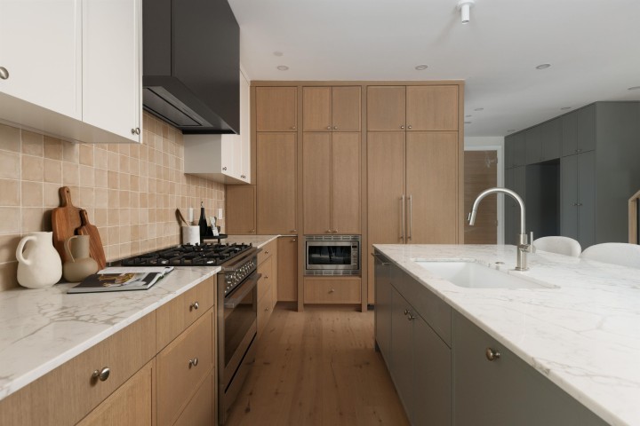 Photo 12 at 2 - 242 E 20th Avenue, Main, Vancouver East