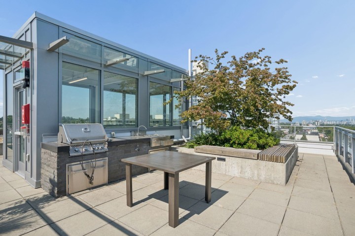 Photo 20 at 507 - 2435 Kingsway, Collingwood VE, Vancouver East