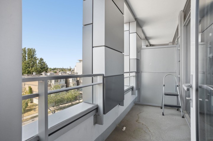 Photo 15 at 507 - 2435 Kingsway, Collingwood VE, Vancouver East