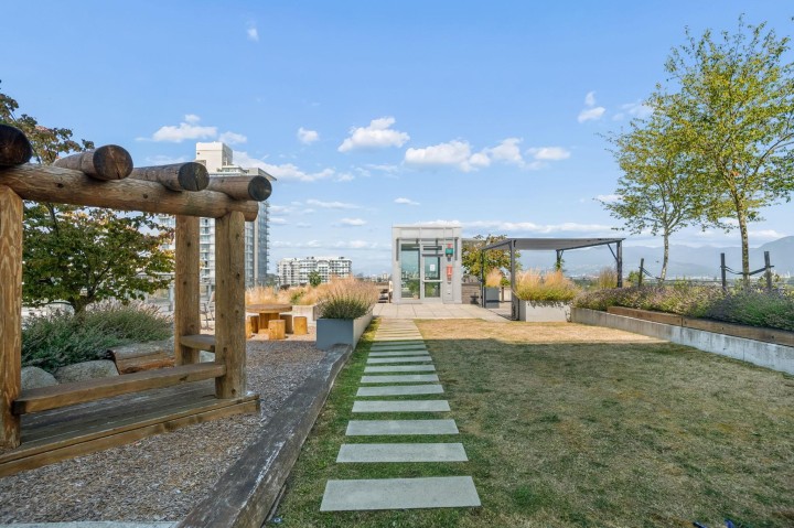 Photo 19 at 507 - 2435 Kingsway, Collingwood VE, Vancouver East