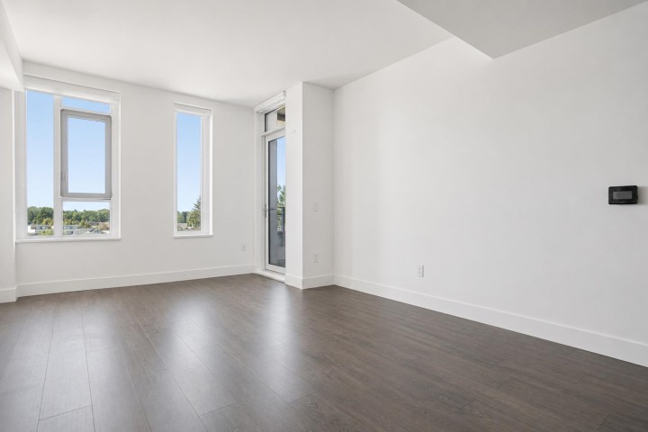 Photo 4 at 507 - 2435 Kingsway, Collingwood VE, Vancouver East