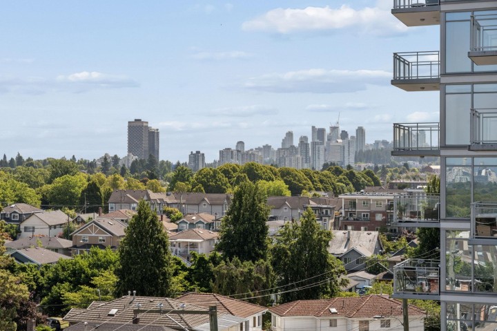 Photo 25 at 507 - 2435 Kingsway, Collingwood VE, Vancouver East