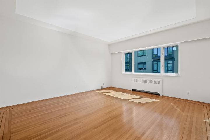 Photo 6 at 8 - 2296 W 39th Avenue, Kerrisdale, Vancouver West