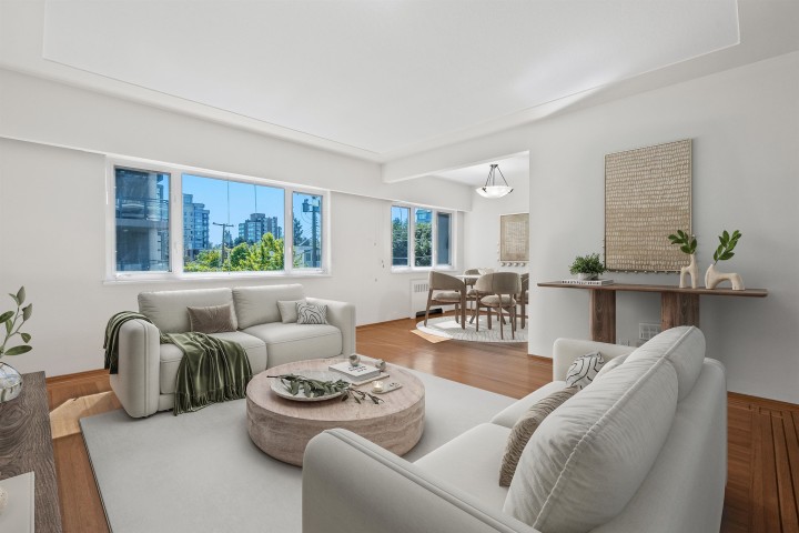 Photo 1 at 8 - 2296 W 39th Avenue, Kerrisdale, Vancouver West