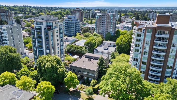 Photo 38 at 8 - 2296 W 39th Avenue, Kerrisdale, Vancouver West