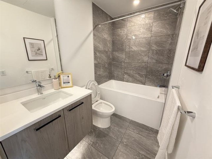 Photo 12 at 302 - 6859 Cambie Street, South Cambie, Vancouver West