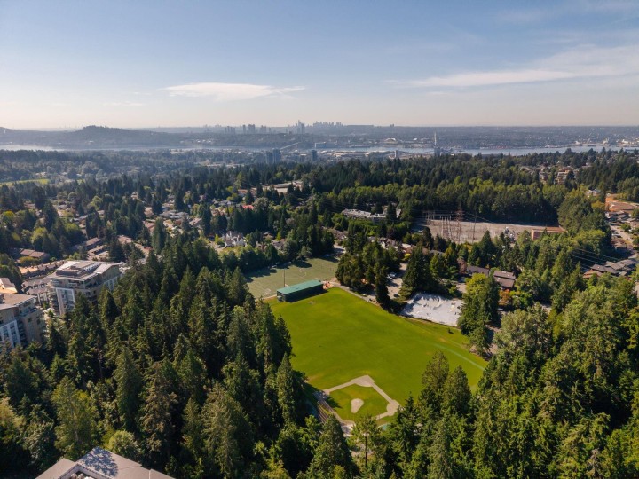 Photo 34 at 206 - 2325 Emery Court, Lynn Valley, North Vancouver