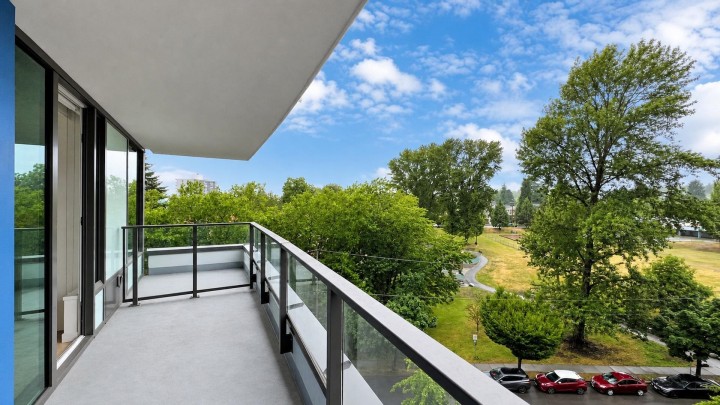 Photo 11 at 704 - 8238 Lord Street, Marpole, Vancouver West