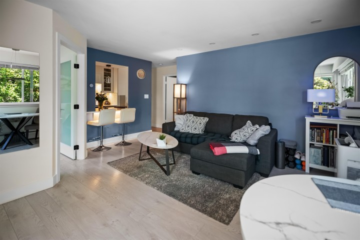 Photo 13 at 101 - 2121 W 6th Avenue, Kitsilano, Vancouver West