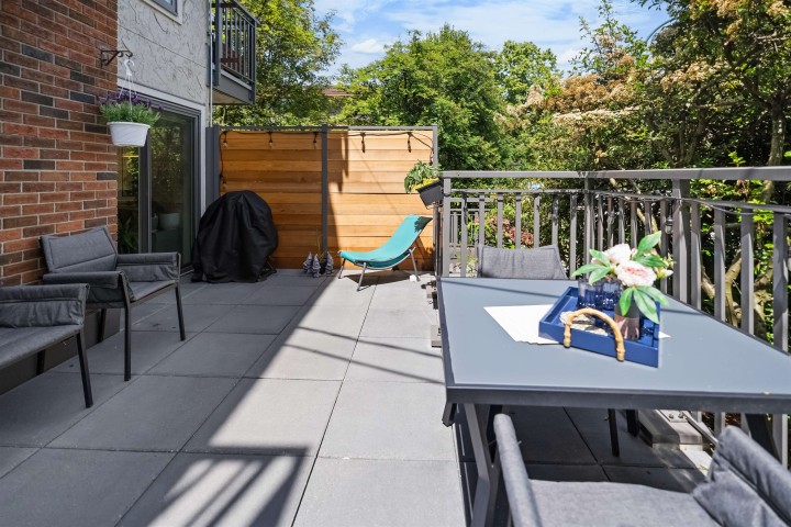 Photo 10 at 101 - 2121 W 6th Avenue, Kitsilano, Vancouver West