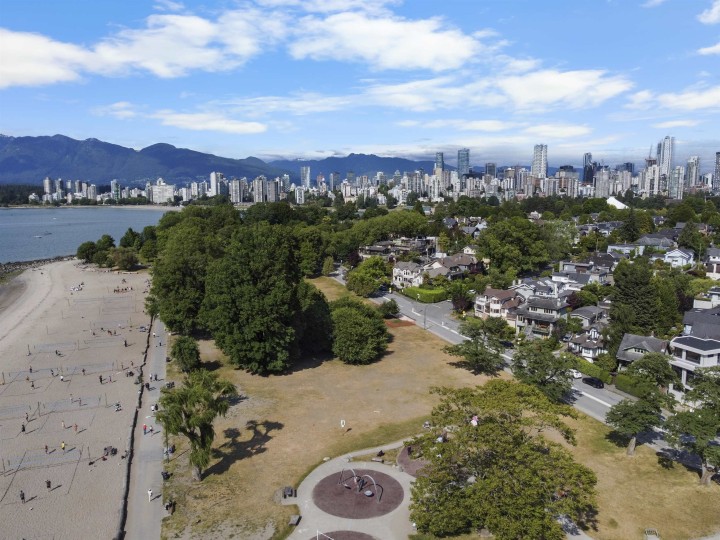 Photo 35 at 101 - 2121 W 6th Avenue, Kitsilano, Vancouver West